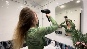 Видеоурок «Как сушить волосы феном за 5-10 минут, сохранив объем у Корней»