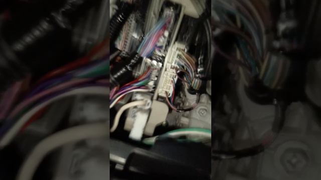 установка сабвуфера Barracuda Dl