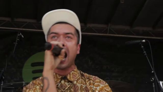 Itch Highlights From Warped Tour Video 3 смотреть онлайн