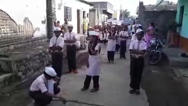 Sonu Tuza Mazyavar Bharosa Nahi Ka | Toilet Song | school Girl | VIRAL VIDEO смотреть онлайн