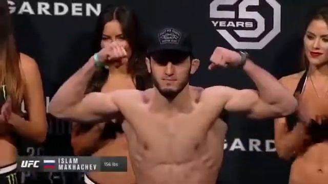 Взвешивание UFC 220 Islam_makhachev