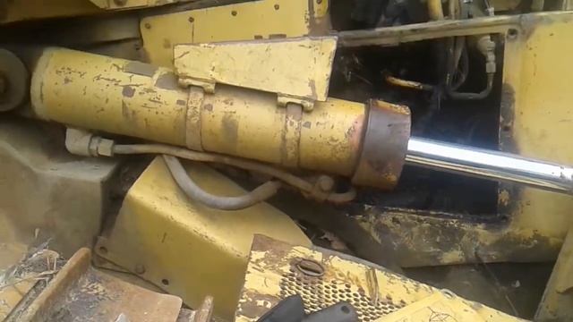 oh oh little kitty aint got no lectric juice up in er cab ?!!! смотреть онлайн