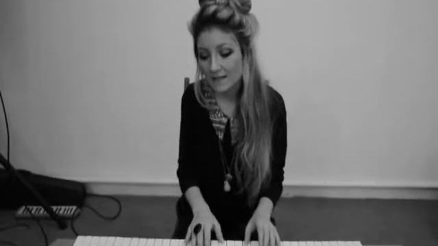 (Melody) Anita Kurkach - Lights (Ellie Goulding cover) смотреть онлайн