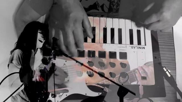 SkyParlor - Teardrop [Massive attack cover] смотреть онлайн