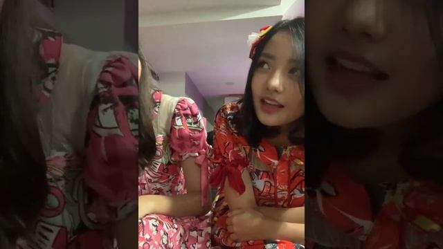 Live Instagram Gen 98,7 FM With Lala & Olla JKT48 [11 November 2020] смотреть онлайн