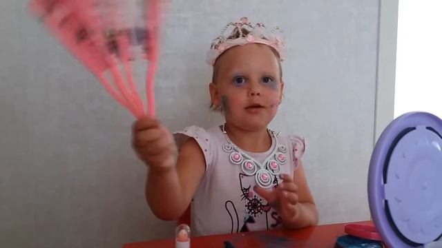 BabyKatePlus. Princes. Принцесса Катя делает макияж для бала смотреть онлайн