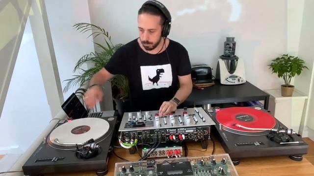 Cristian Varela TECHNOKITCHEN SERIES 12 смотреть онлайн