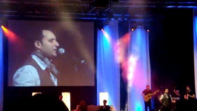 BEYAZ SHOW LIVE 13.12.09 (Rafet El Roman - Bana Sen Lazimsin) смотреть онлайн