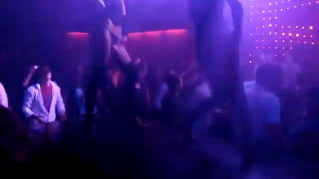 Luis Paris @ Global смотреть онлайн