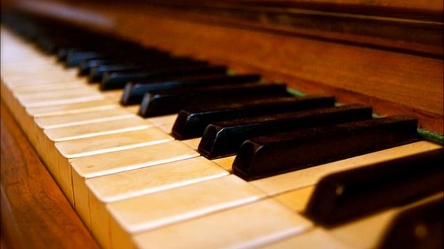 Kucelere su sepmisem - Piano смотреть онлайн