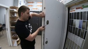 yt1s.com - Замена сувальдного замка во входной двери_1080pFHR