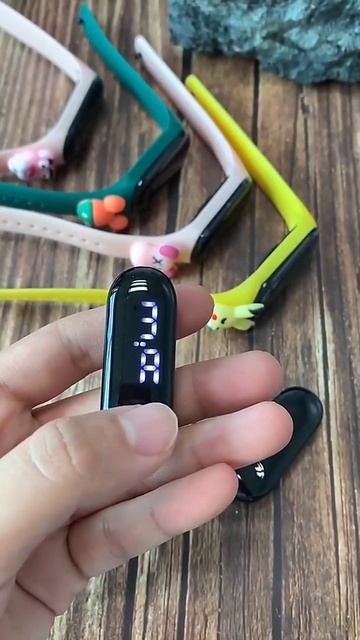 Детские Led часы. Копия Mi band смотреть онлайн