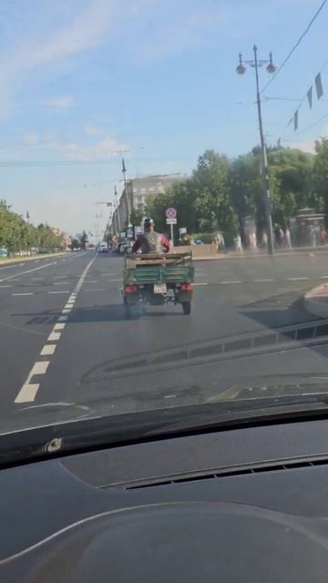 Санкт-Петербургда мото Муравей смотреть онлайн
