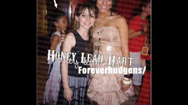 Rare Vanessa Hudgens Pictures! PLEASE WATCH! смотреть онлайн