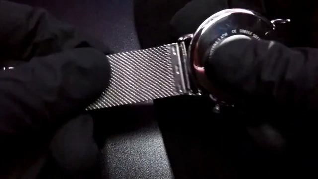 HOW TO CHANGE A WATCH STRAP (MILANESE STAINLESS STEEL) AND ADJUST BUCKLE (AR11105) смотреть онлайн