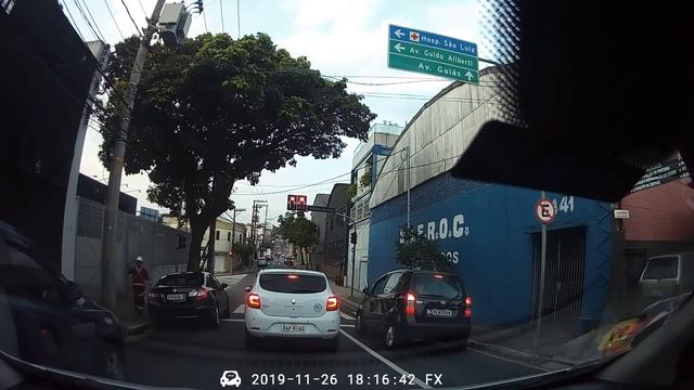 #SãoPaulo em um minuto 20191126181614#uber Passageiramecontadeacidente смотреть онлайн