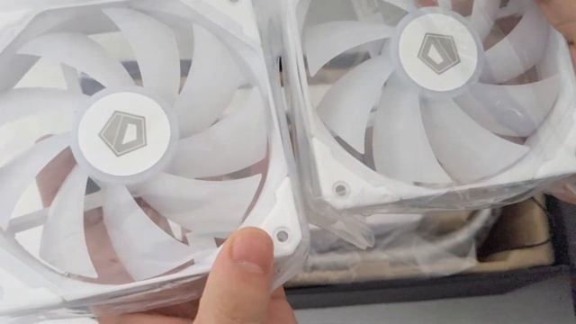 Unboxing CPU AIO Cooler ID Cooling Frostflow X240 Lite Snow смотреть онлайн