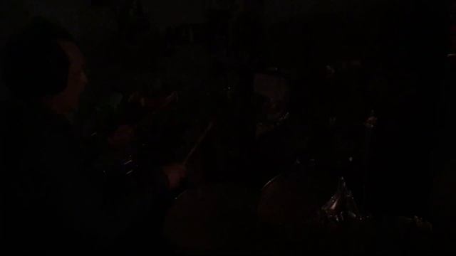 Роман Кулик и ЕНИ- трудовые будни барабанщиков смотреть онлайн