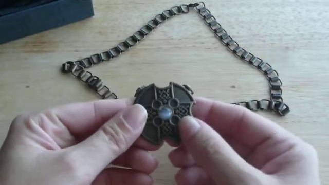 Lucian's Necklace - Underworld Series Prop смотреть онлайн