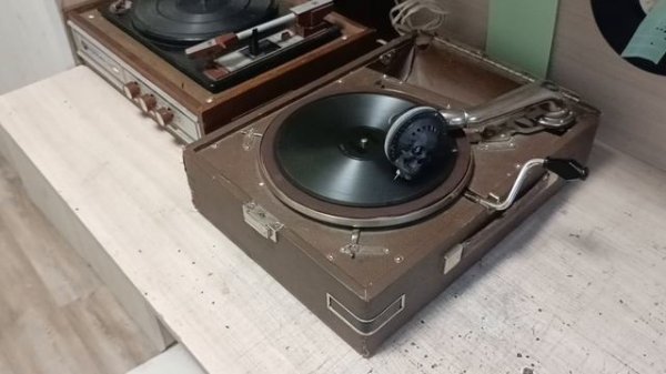 "Lili Marlene" Марлен Дитрих