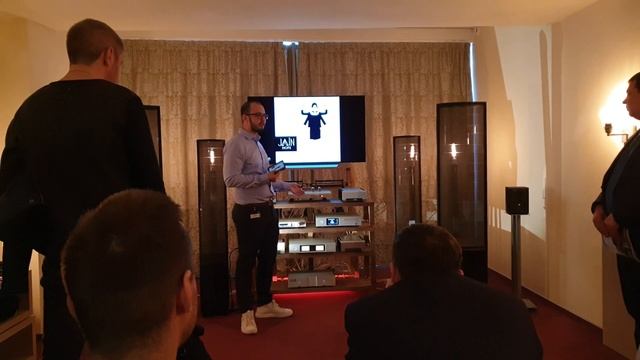 MartinLogan Renaissance ESL 15A смотреть онлайн