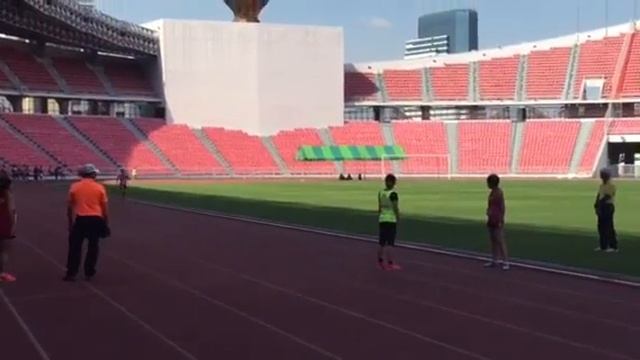 4*400เมตร หญิง รุ่น 45 смотреть онлайн