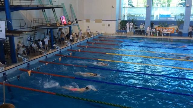 ЧУ по плаванию Мастерс 2016. Днепр 23-24.04. Мужчины 200 в/с смотреть онлайн