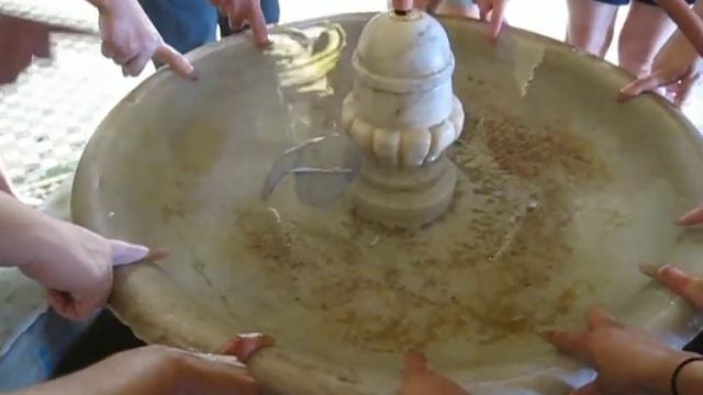 A Visit to the Mausoleum of Moulay Ismail in Meknès смотреть онлайн