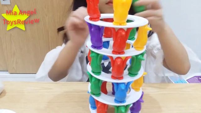 Mia Angel Pretend Play With Penguin Game Toy For Kids / Funny Video Compilation смотреть онлайн