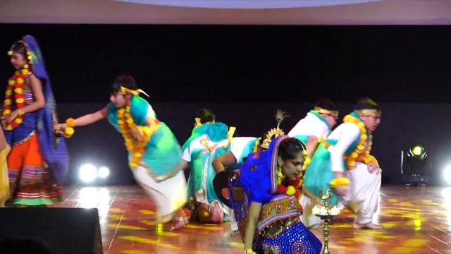 eois moscow# annual day 2023 #aaj braj me holi # holi dance # kendriya vidyalaya смотреть онлайн