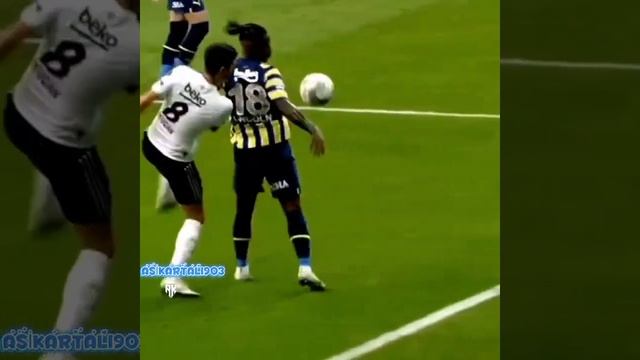 dele alli szalai iyi deli ediyor 🤫 смотреть онлайн