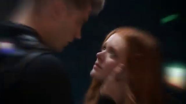 Клип Блум и Скай Поцелуй💔✨✨(Песня группы Дабро) смотреть онлайн