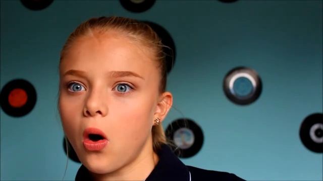 SHOUTED AT BY A RANDOM WOMEN? Q&A | FREYA WATTY смотреть онлайн
