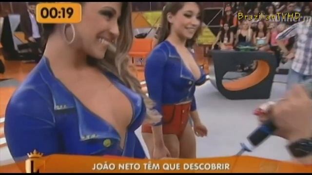 Brazilian Body Paint Twins смотреть онлайн
