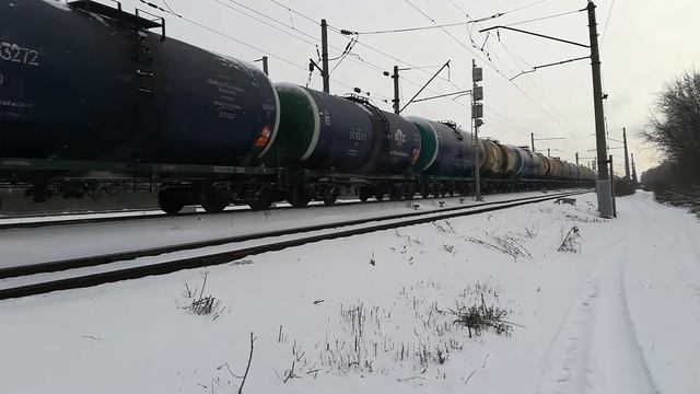 2ТЭ10У-0092 с наливным составом.. смотреть онлайн