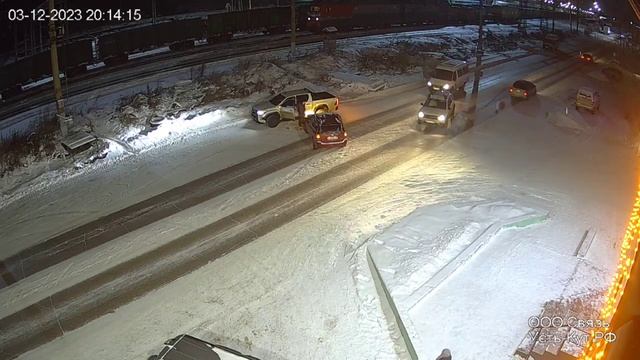 В Усть-Куте водитель иномарки въехал в пикап смотреть онлайн