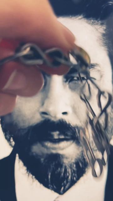 Spicy Brad Pitt🤣#creative #jewelry #art #jewellery #style #music #deltoro #vintage #latino#treasure смотреть онлайн