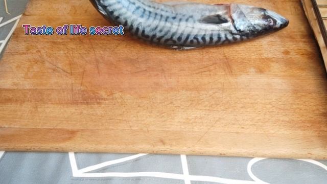 I always smoke this fish to drink Garri, Drying Makrele fish in the Oven, 🐠 смотреть онлайн
