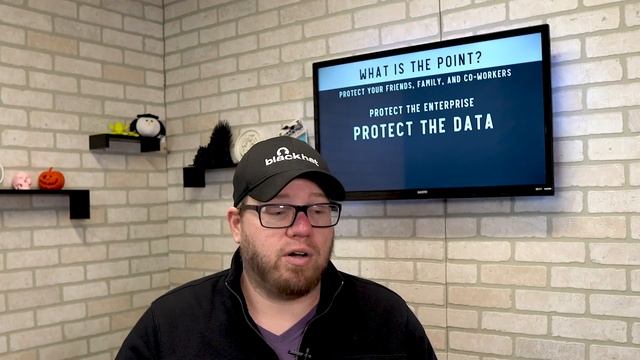 Cybersecurity Training and Learning - Staying Protected Starts with You! смотреть онлайн