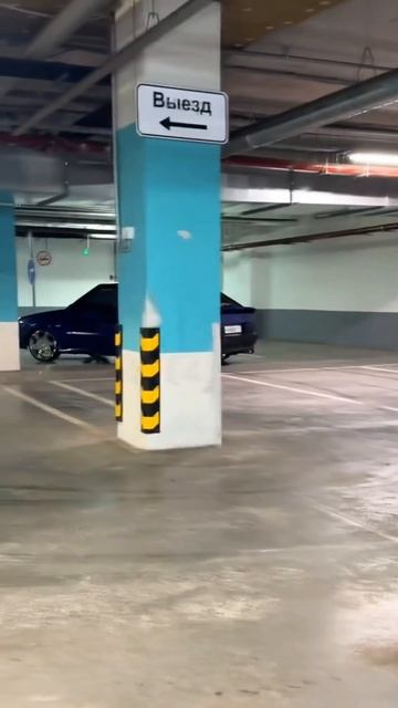 Хочешь прокачу? Тг: ЮРИЧ смотреть онлайн