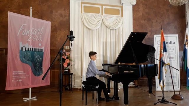 Bečej International Piano Competition "Fantast 2018" Serbia / 1. pris - Elias Klouman Åsland (12) смотреть онлайн