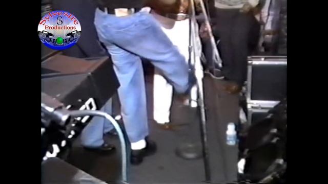 D'ZINE Te Fink rantré New York en 1997 Ce 1er Bal yo avek Phantoms Mesieu yo Jwé tout bon an gadé смотреть онлайн