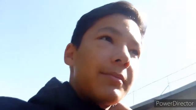 Школьник купил читырку в 14 лет!!!!