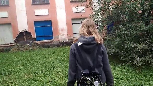 Гуляем на заброшенной музыкальной школе смотреть онлайн