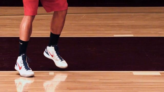Blake Griffin - Rebounding: Go Get It Drill - Nike Basketball Pro Training смотреть онлайн