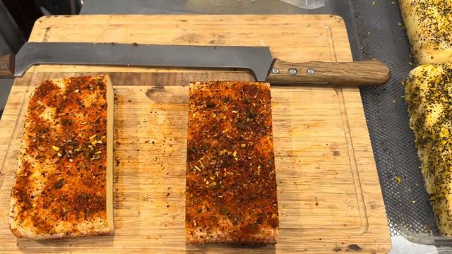 Отгружаем сено и сенаж! Фермерские будни! Второй укос клевера! смотреть онлайн