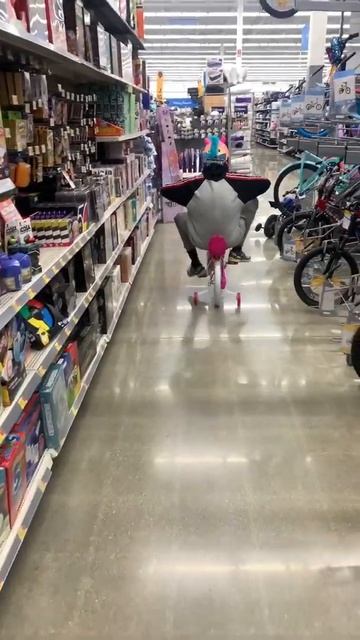 Test driving the kiddie bikes at Walmart! смотреть онлайн