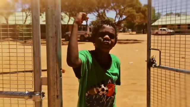 Tjuntjuntjara Collective -- 'Tjuntjuntjara Tjukurpa' смотреть онлайн