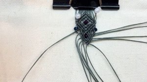 Браслет макраме с бусинами 2