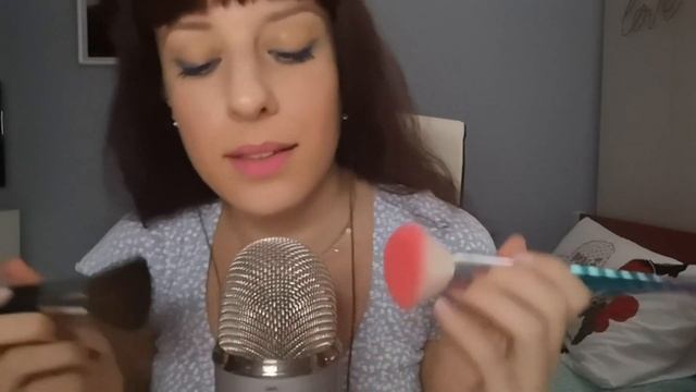 BRUSHING MIC & CAMERA + MOUTH SOUNDS | ASMR смотреть онлайн